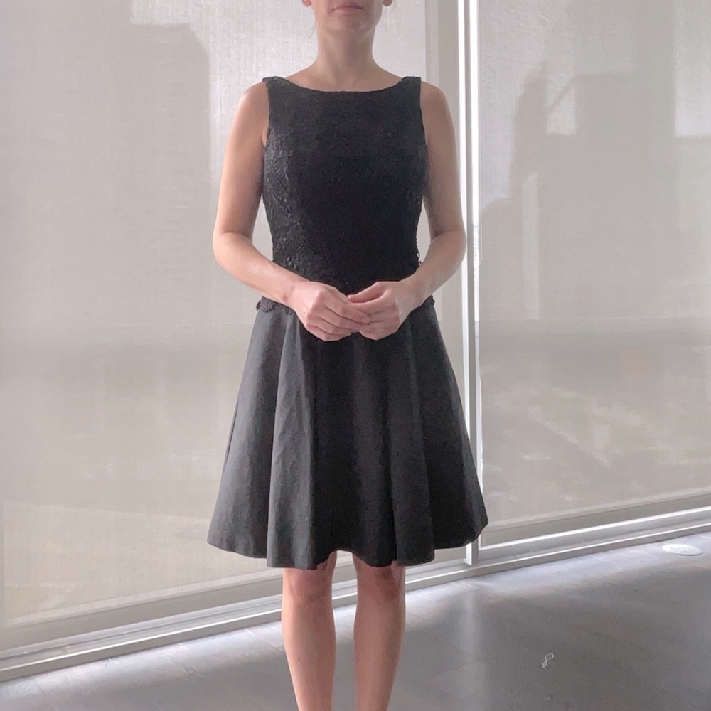 Black formal White House black market size 2 dress